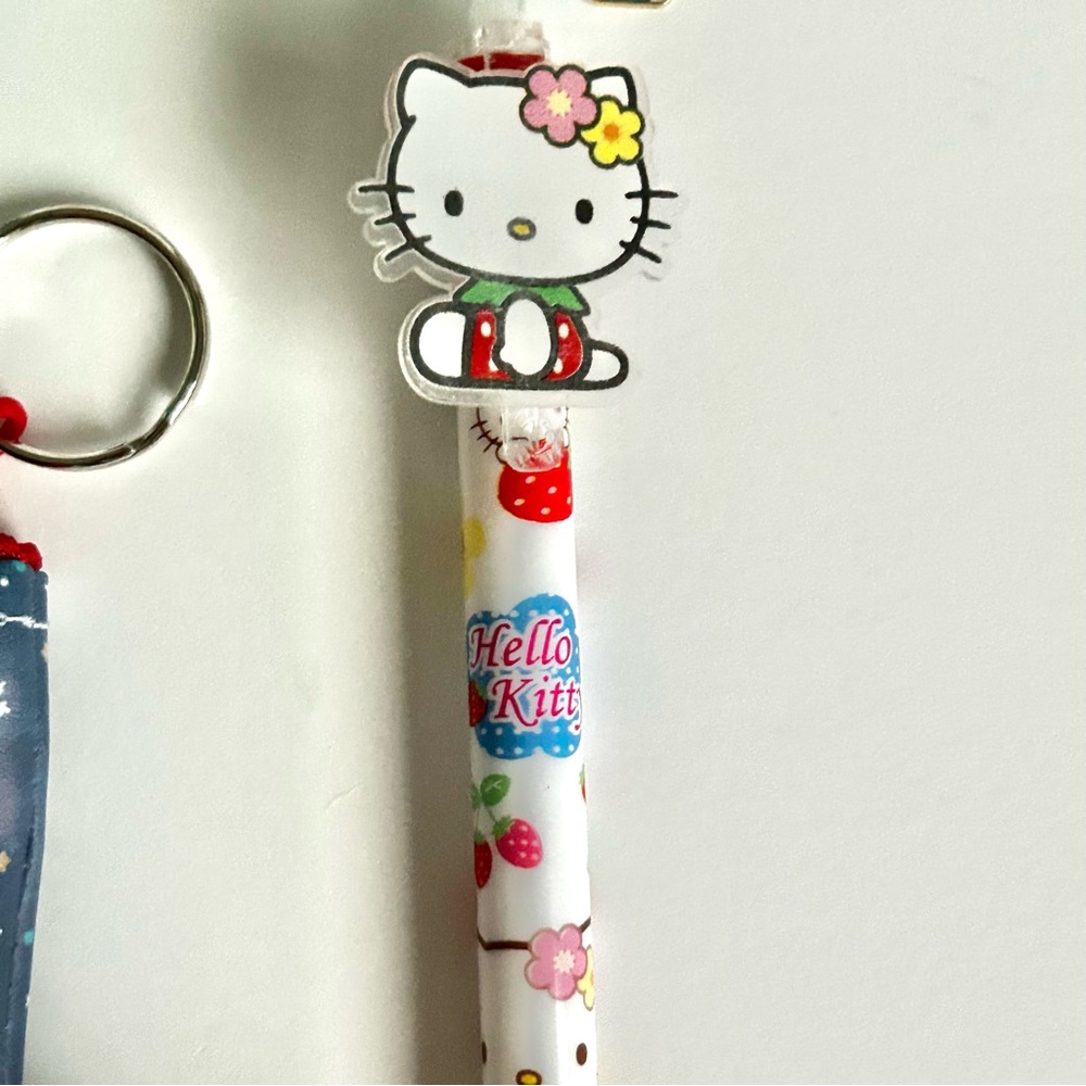 💝Hello Kitty Adorable Christmas Stocking Stuffer 4-Piece Mini Bundle - Picture 2 of 6